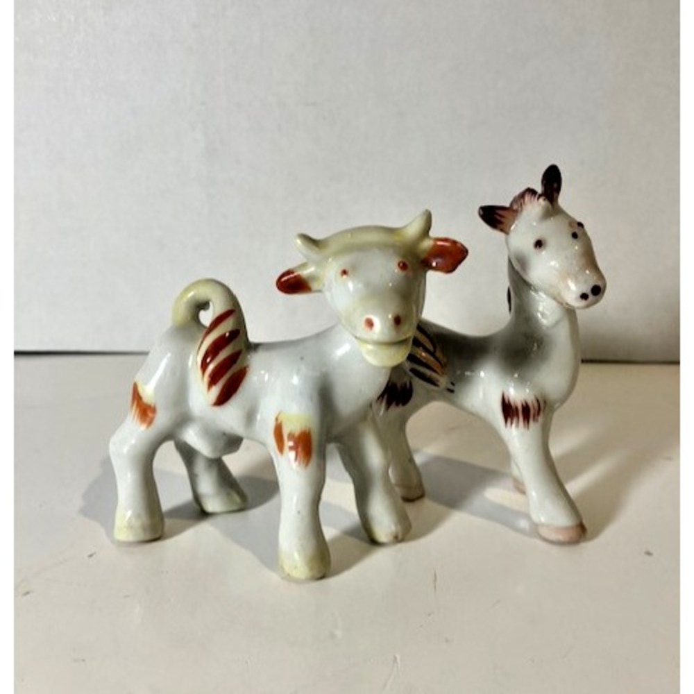 Vintage Pre 1952 Porcelain Happy Cow & Happy Horse Made in Occupied Japan 3.5"H‎